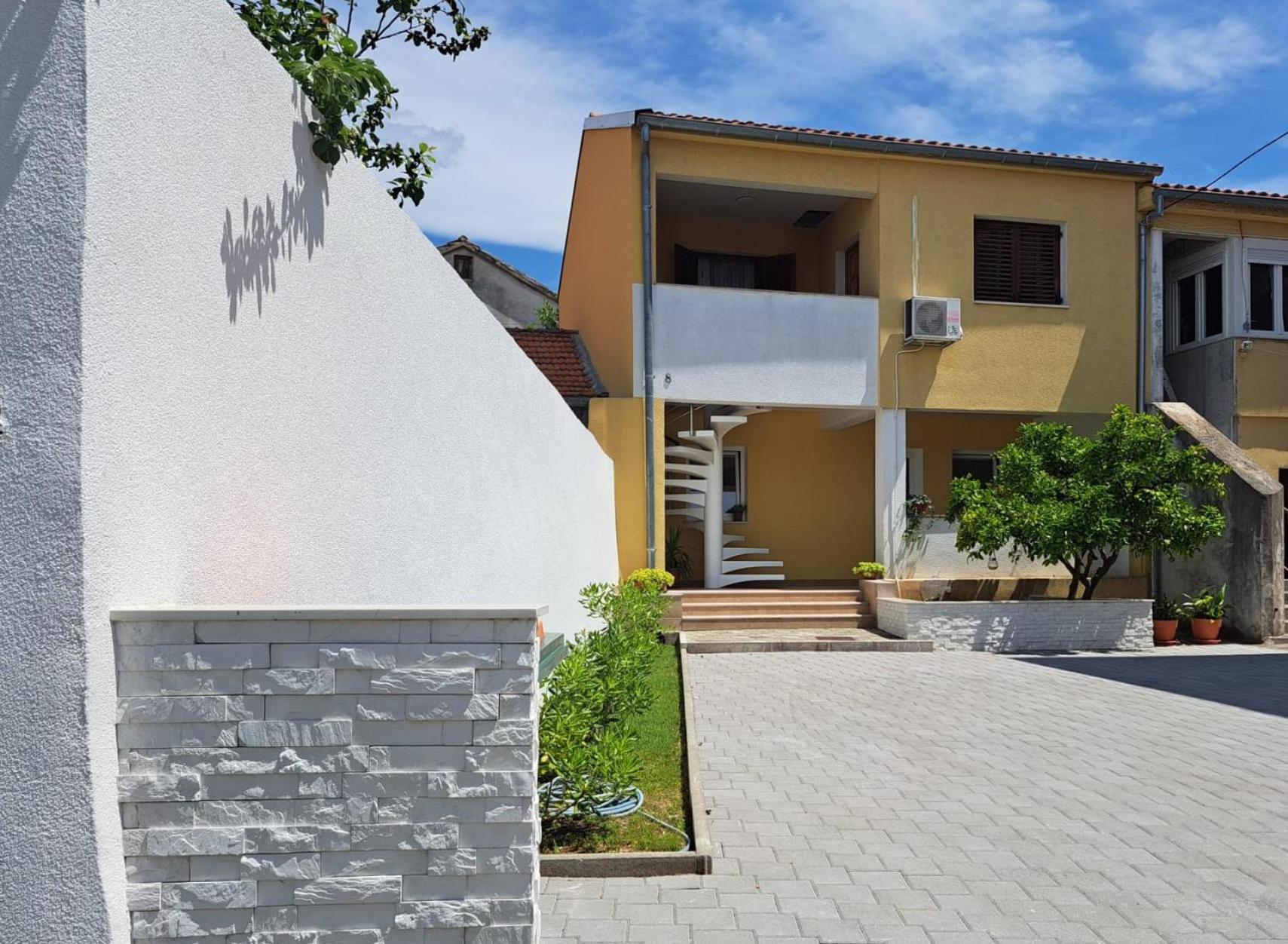 Vacay With Terrace And Parking Apartment *
