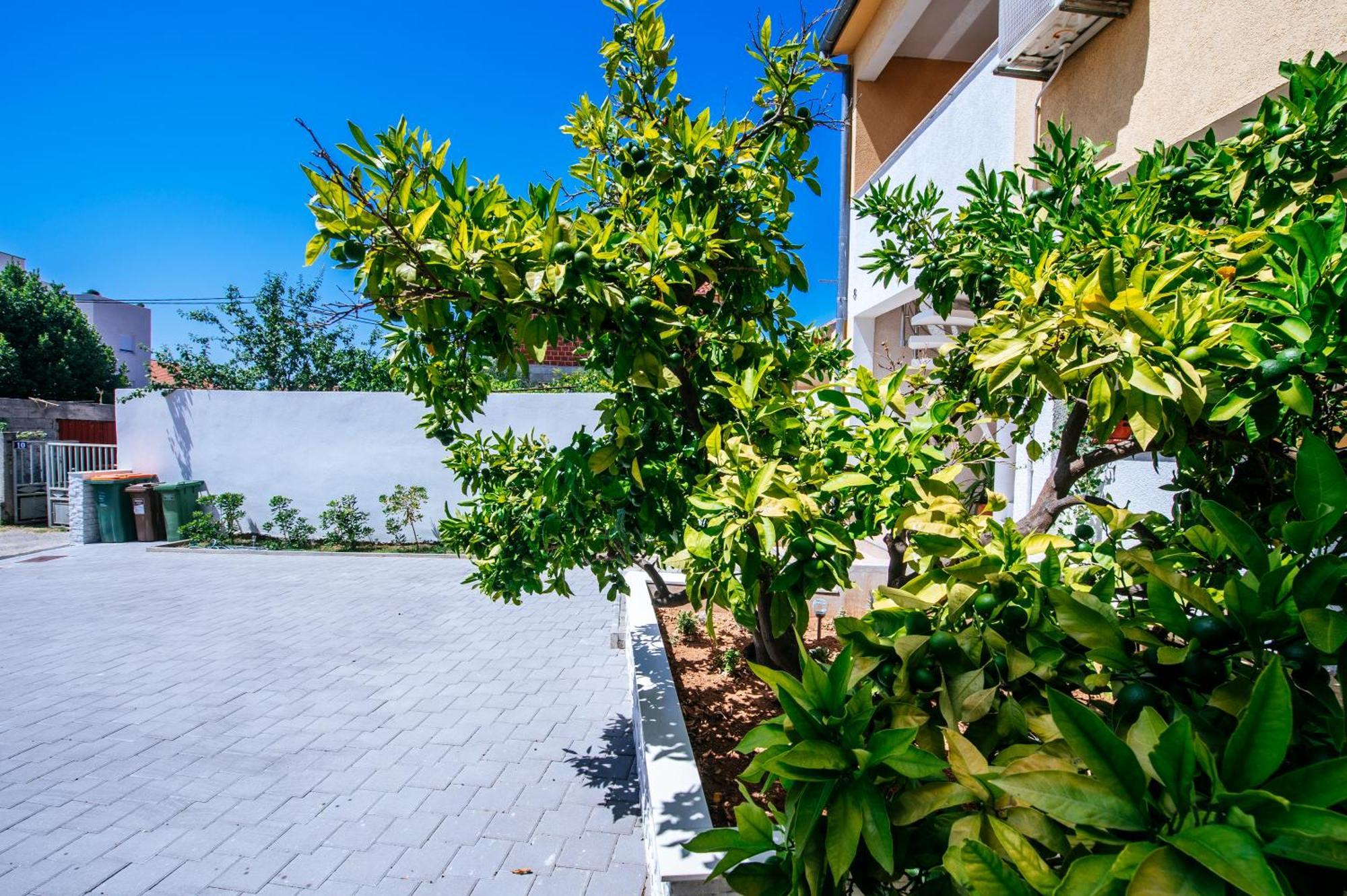 Apartment Vacay With Terrace And Parking