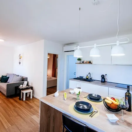 Apartment Vacay Zadar With Terrace And Parking Exterior photo